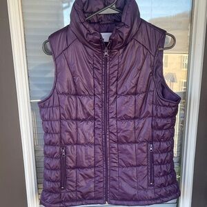 New York and Company Women's Purple Puffer Vest